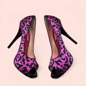 Betsey Johnson Pink and Black Satin Leopard Heels Y2K  Maximalist